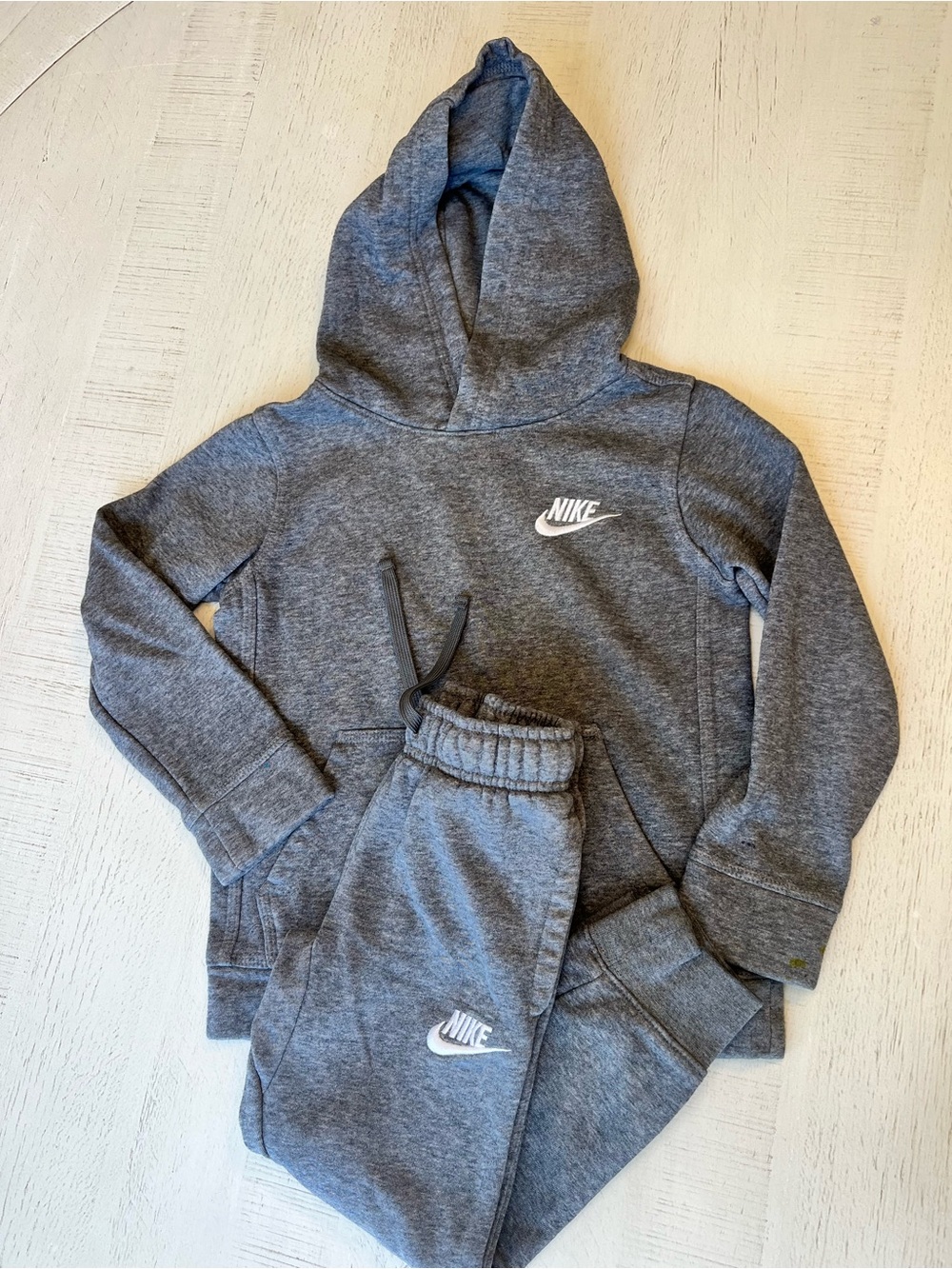 Nike Boys Matching Tracksuit Set Gray Heather Hoodie Joggers Size Small 4/5